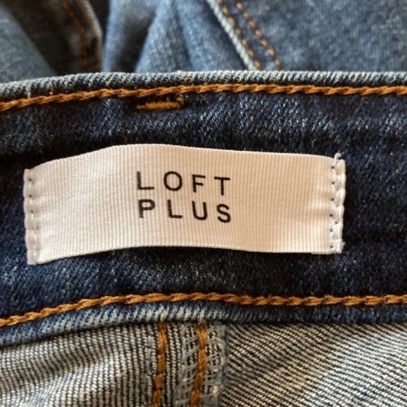 Loft plus distressed skinny jeans size 22 - Picture 4 of 4